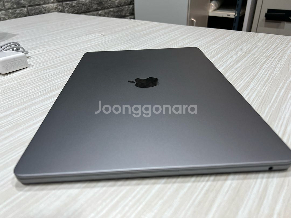 맥북에어 15인치 m3 8g 512g--2