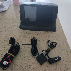 코란도 스포츠 네비게이션 마감재 팝니다