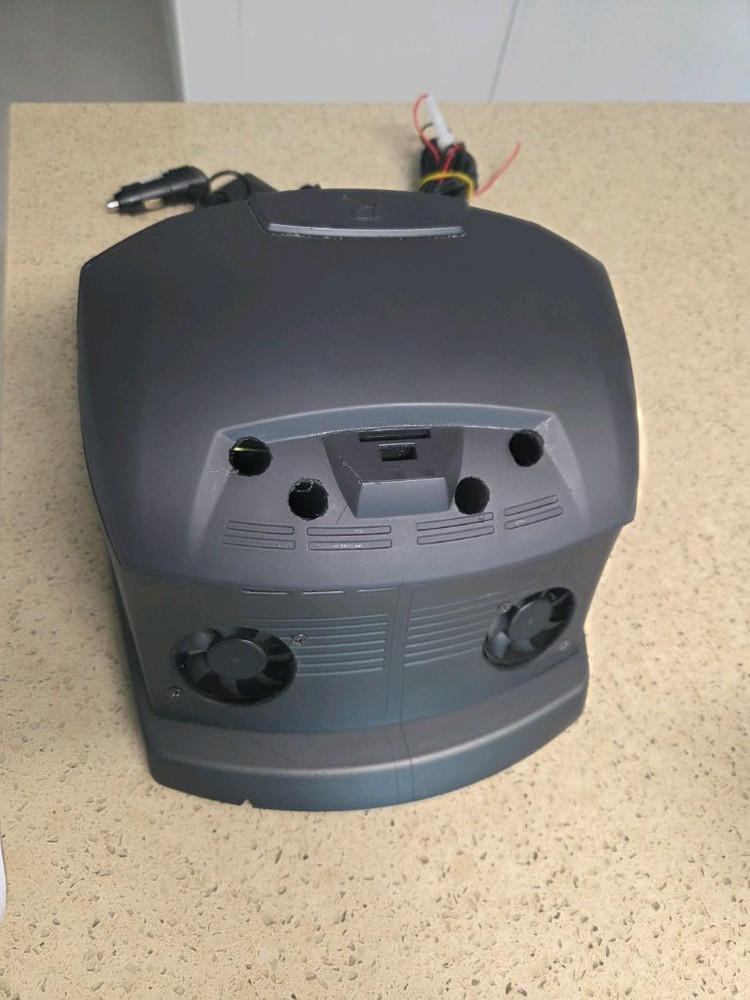 코란도 스포츠 네비게이션 마감재 팝니다--1