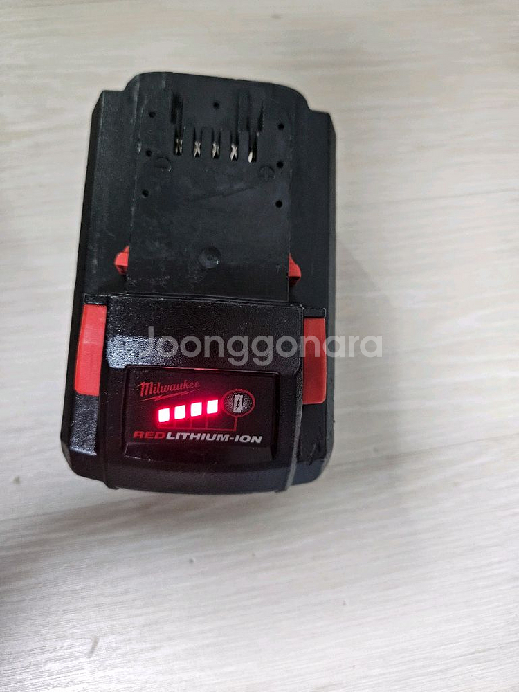 밀워키m18 8ah 정품 고방전 전동배터리--2