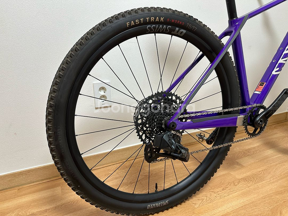 캐니언 MTB 익시드 CF SLX CLLCTV--3