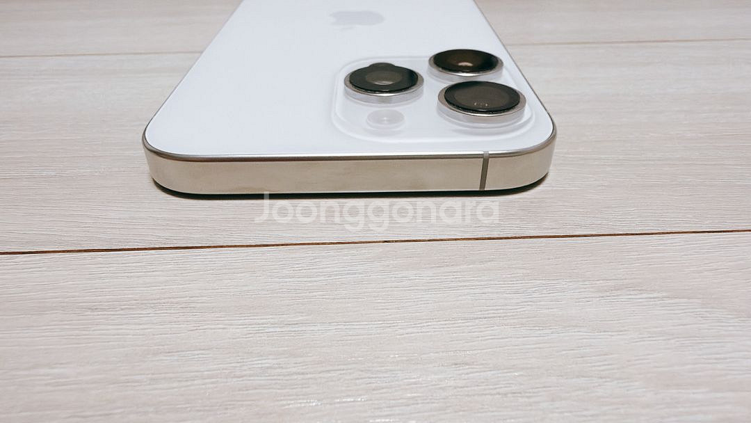 아이폰 16 프로 맥스 화이트 256GB--6