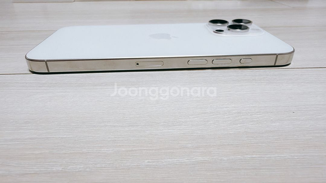 아이폰 16 프로 맥스 화이트 256GB--9