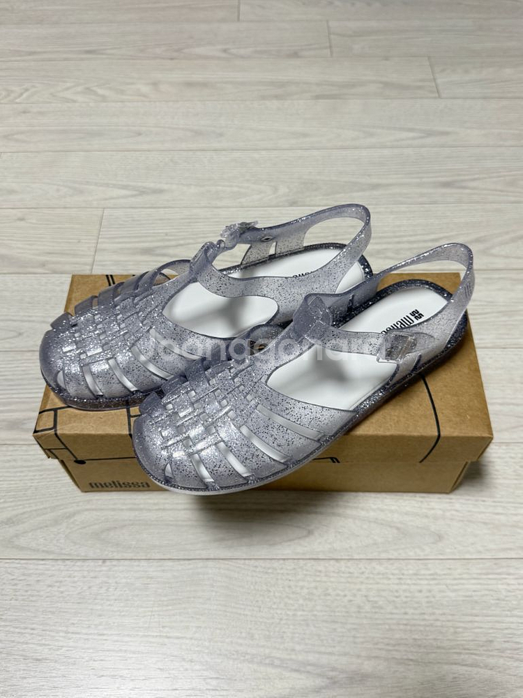 멜리사 포제션 샤이니 샌들 240--1