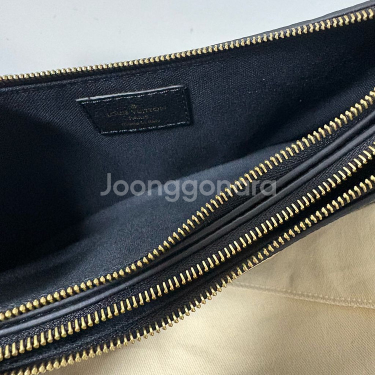 루이비통 리브포쉐트 앙프렝뜨 블랙 1회착용 팝니다.--8