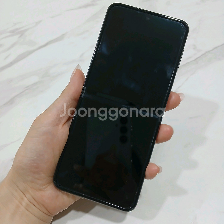(상태최상급)갤럭시Z플립4 256기가 공기계 퀵가능--1