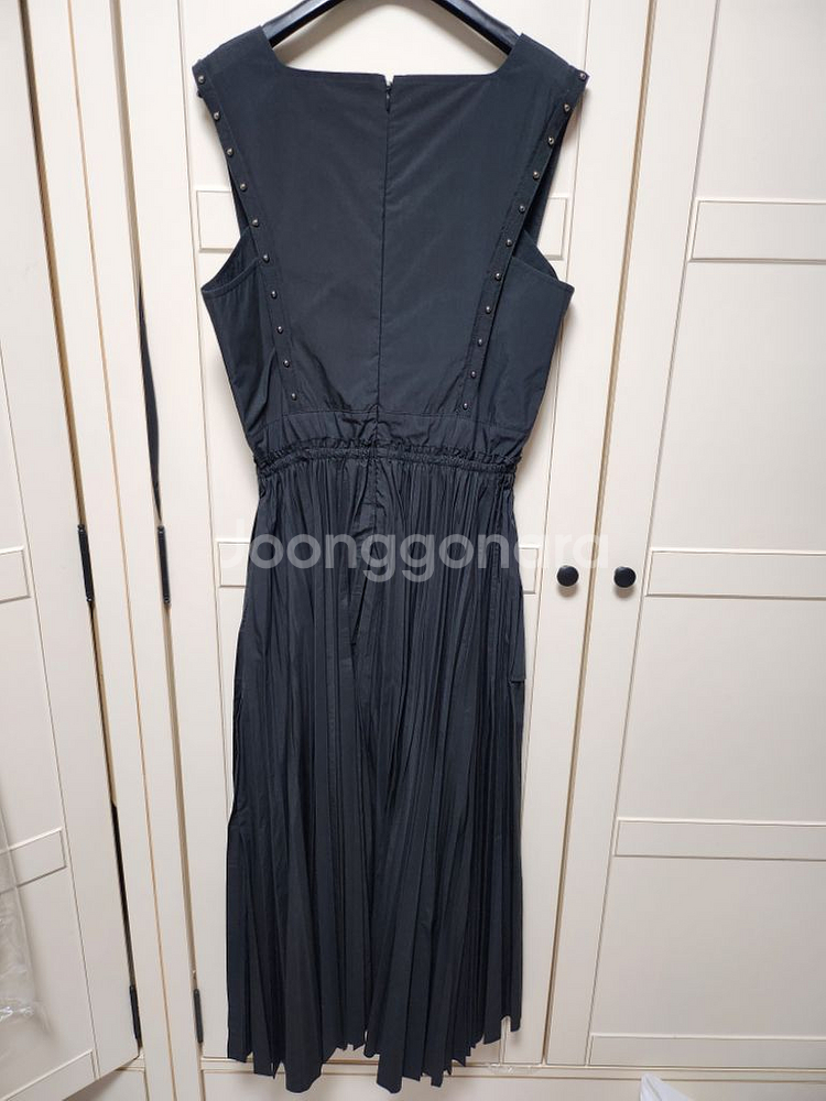 마인 드로우스트링 플리츠 드레스--4