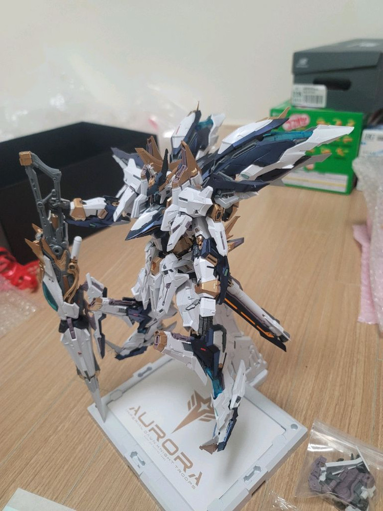 무한신성 오로라 조립품--1