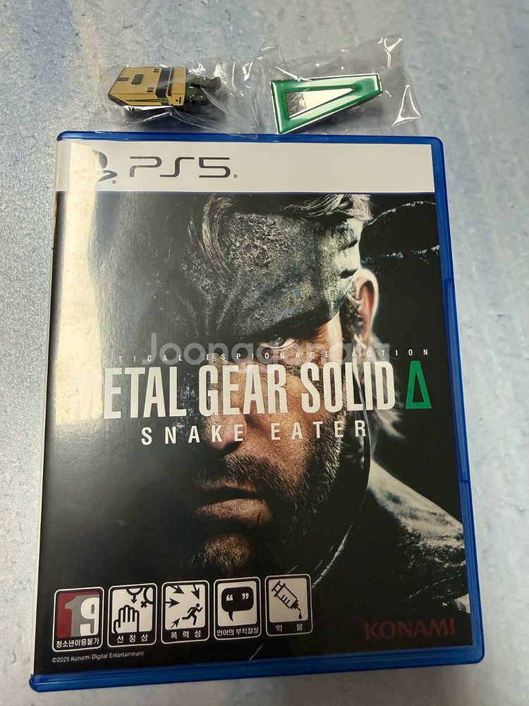 PS5 메탈기어솔리드 델타 (코드 미사용) + 배지--0