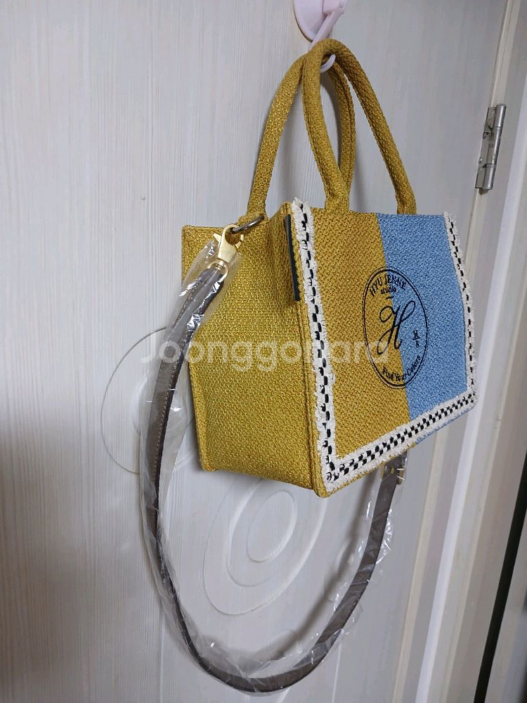 휴젠느 라푸백--1