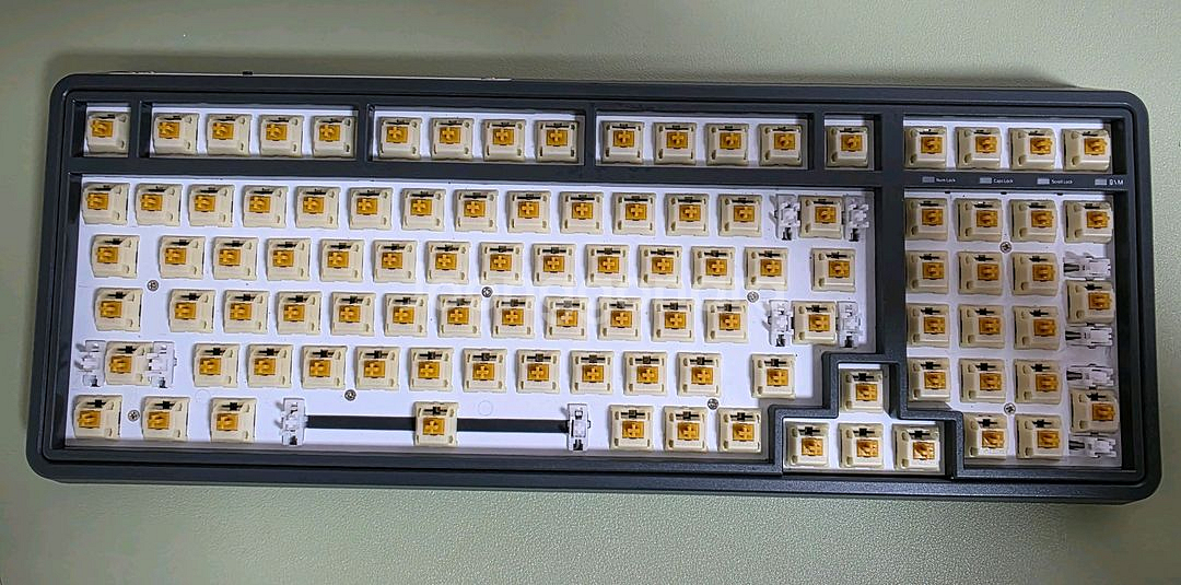 FL-ESPORTS CMK99 + BOBA U4T축 키--1