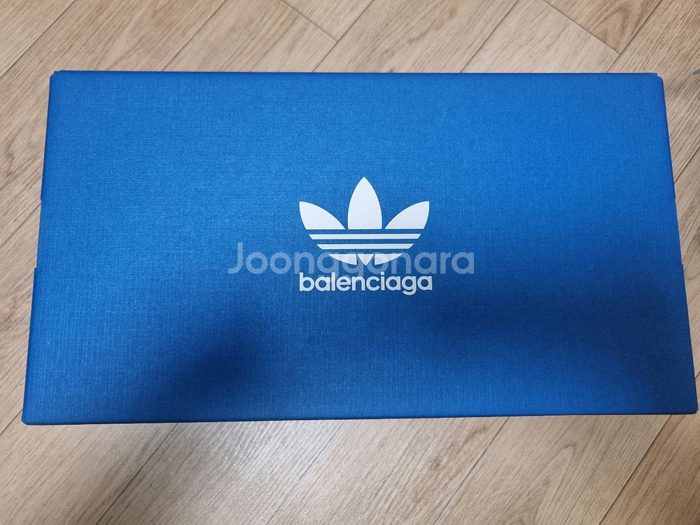 발렌시아가 x 아디다스 스탠스미스:43 새상품--5