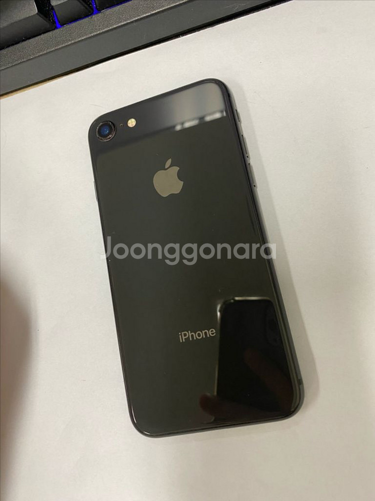 아이폰8 스그 A급 64GB 배터리성능92% 인스타--0