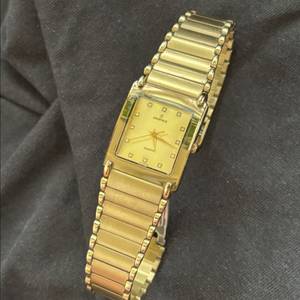 vintage essence metal watch