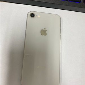 아이폰8 실버 외관깔끔 64GB 인스타 감성폰