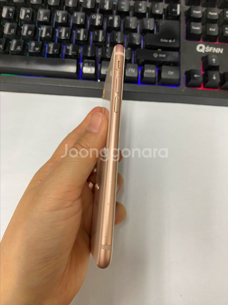 아이폰8 로즈골드 액정SS급 64GB 감성폰--3
