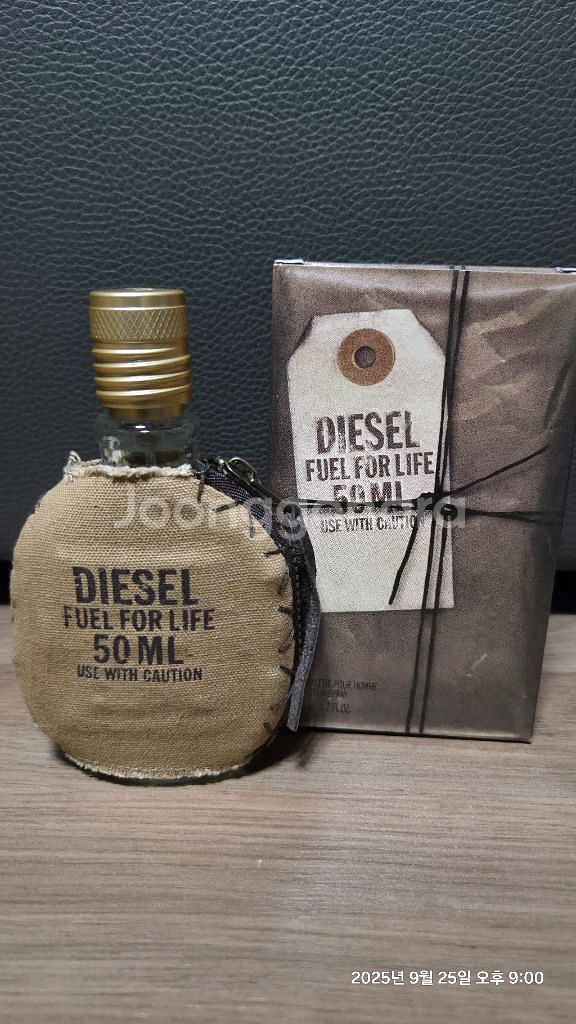 디젤 퓨어 라이프--0