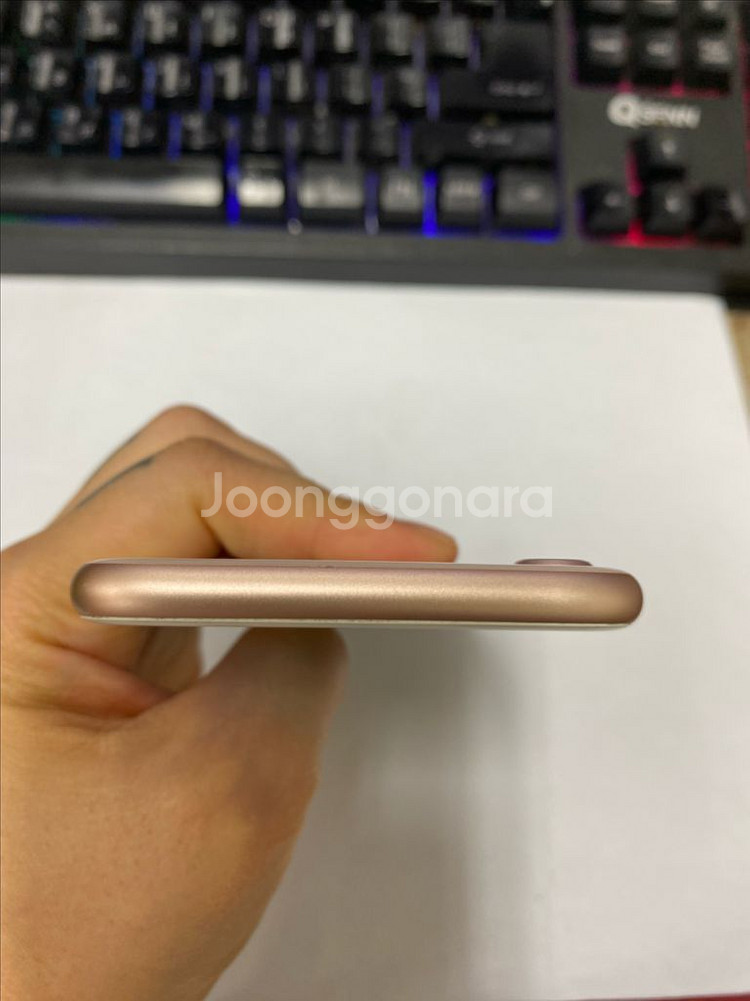 아이폰8 로즈골드 AA급 64GB 배터리성능100%--3