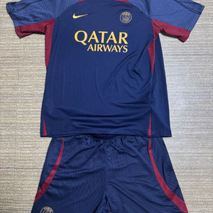 psg 23-24 트레이닝 탑 세트 이미지