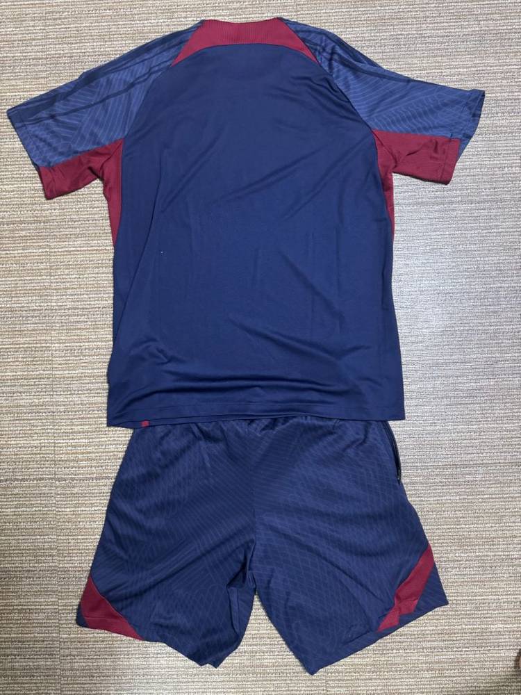 psg 23-24 트레이닝 탑 세트 이미지