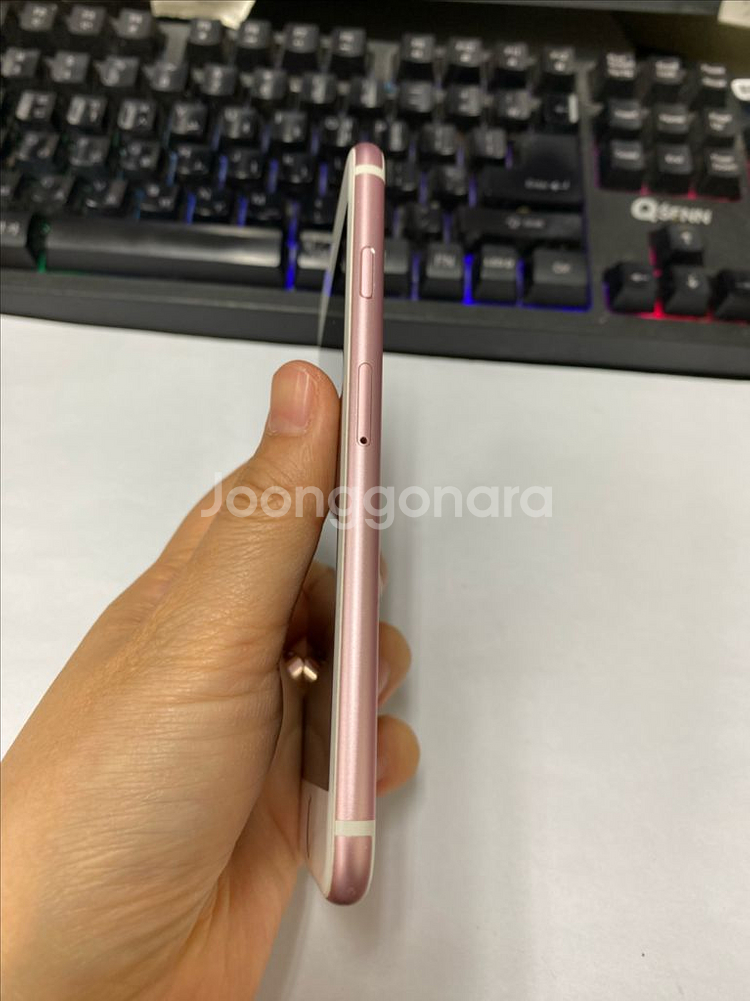 아이폰6S 로즈골드 외관깔끔 64GB 감성폰--5