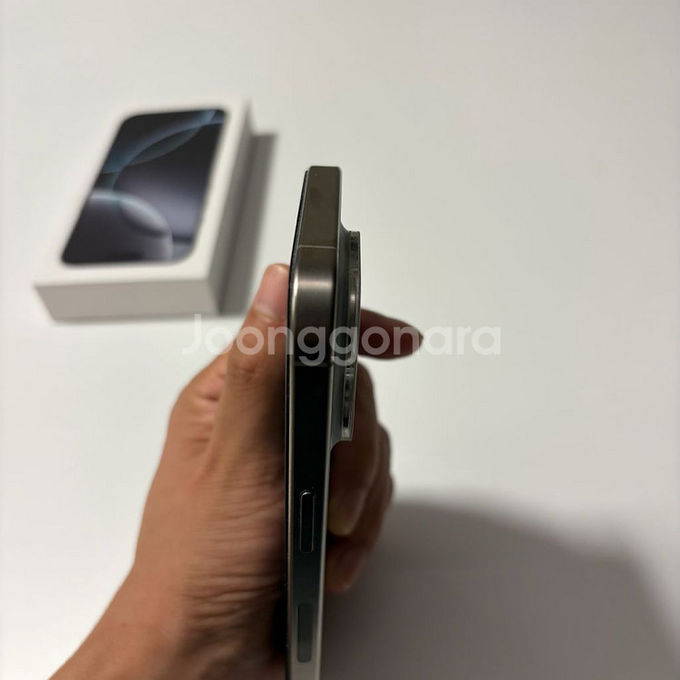 미국판 무음) 아이폰15프로 128GB 내추럴 풀박--8