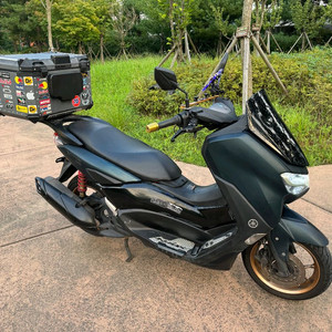 야마하 nmax155 23년 다크페트롤 팝니다