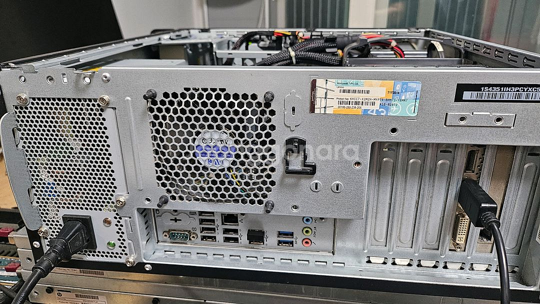 Lenovo S30 Workstation--2
