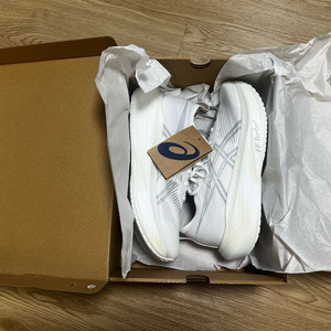 메가블라스트 흰색 화이트 270