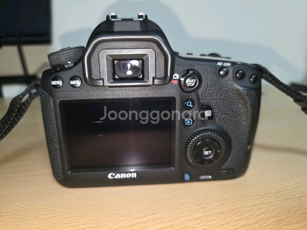 Canon 6D & Canon EF 24-105--6