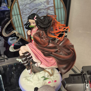 피규어 정리합니다