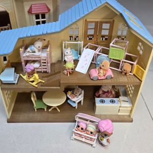 실바니안 미풍언덕의 집과 아기 놀이방 세트