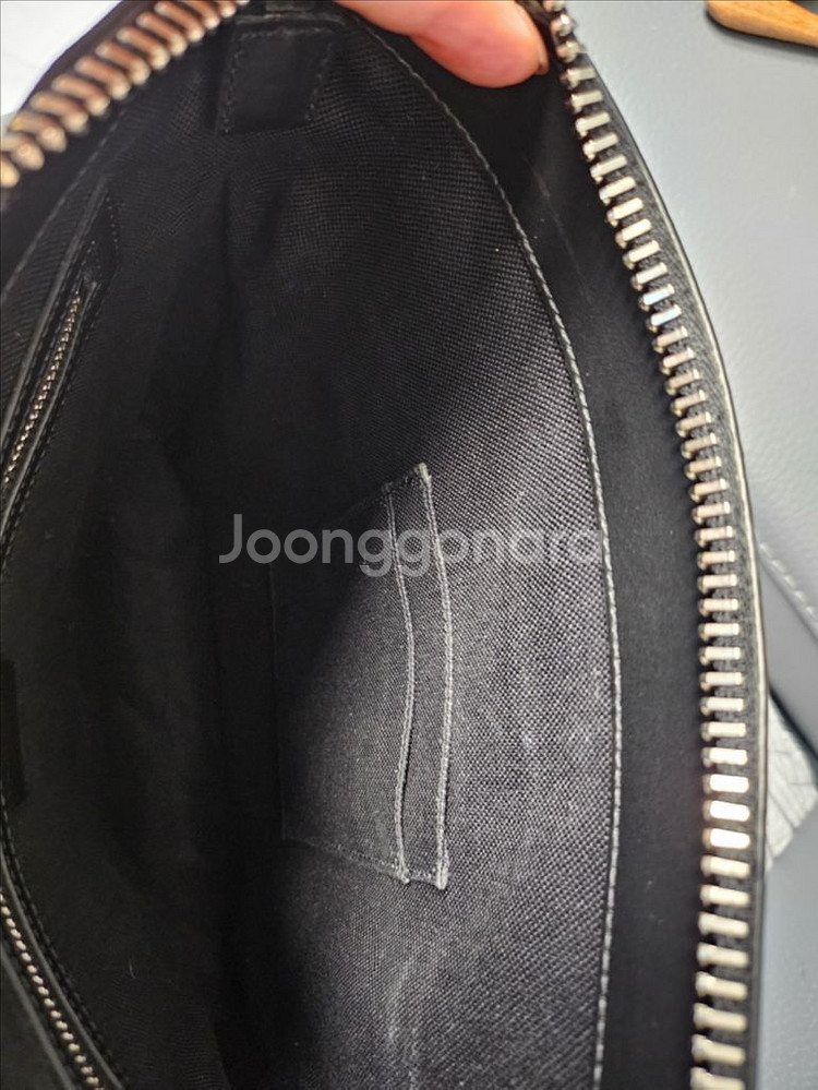 구찌 GG 패턴 메신저 백입니다.--1