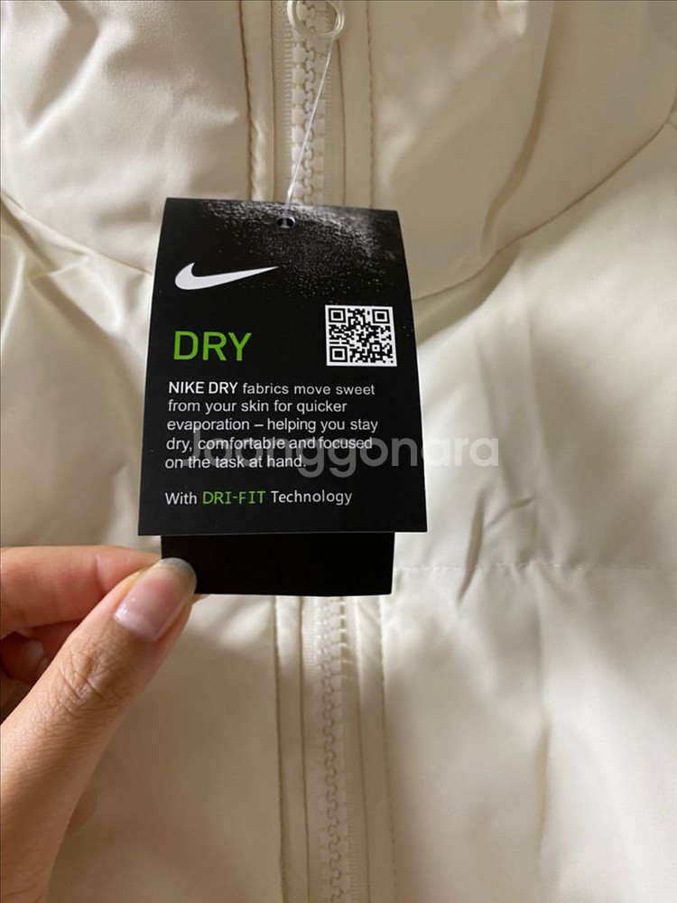 나이키 NIKE 아이보리 패딩--3