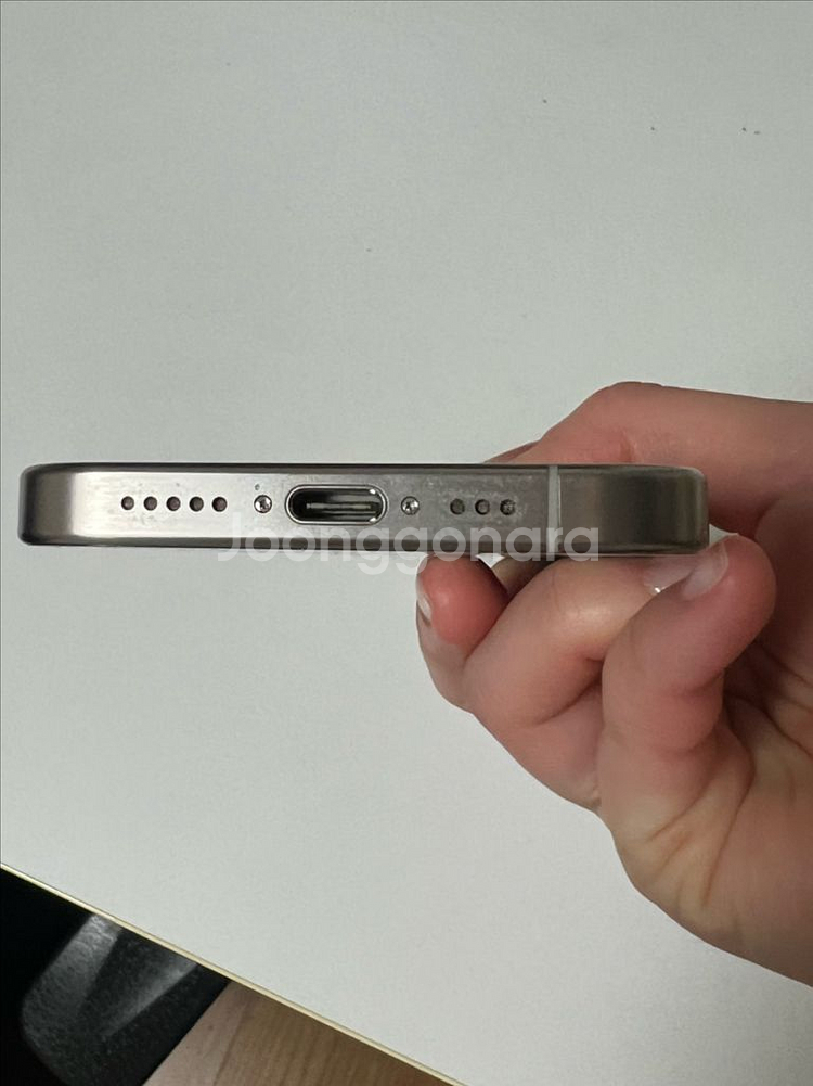 [액정 파손] 아이폰 15 프로 화이트 128GB--5
