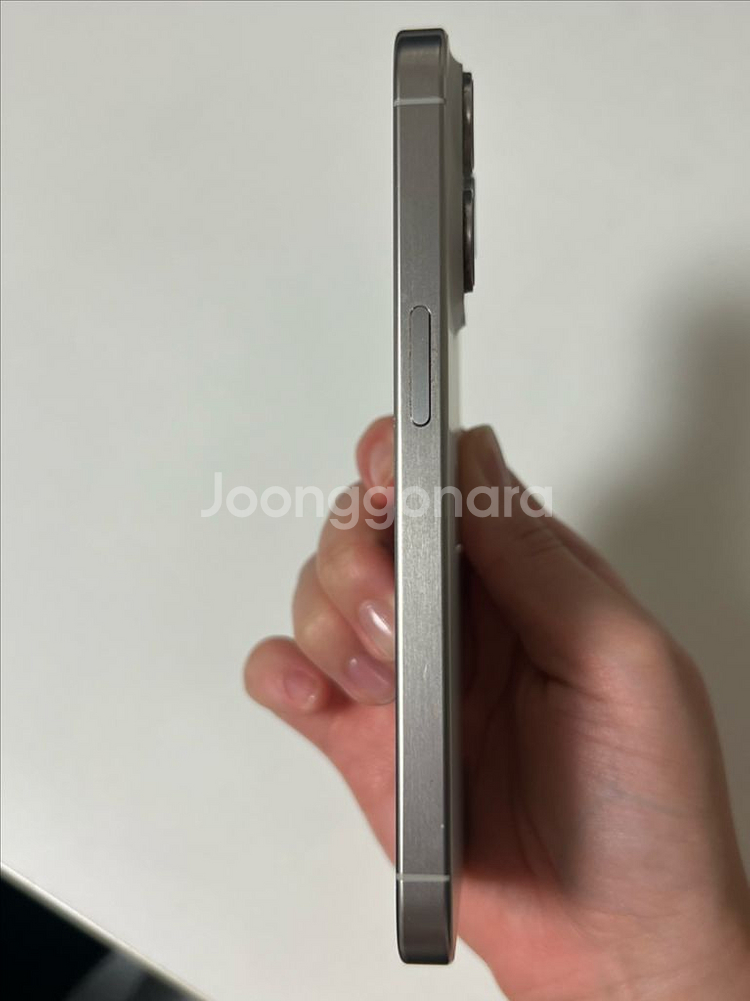[액정 파손] 아이폰 15 프로 화이트 128GB--7