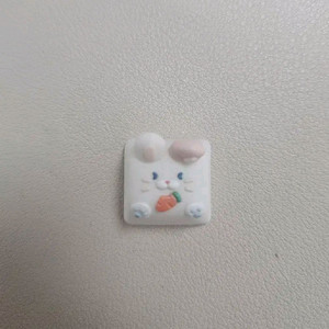 샌던아트 아티산 츄잉 키캡 당근 팝니다.