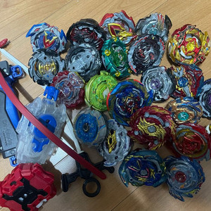 베이블레이드 버스트 일괄판매 합니다.