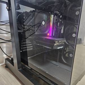 7800x3D 4070Ti Super 본체