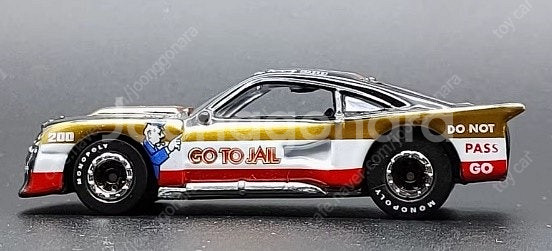 1:64 조니라이트닝 머스탱 코브라2 모노폴리 레어템--4