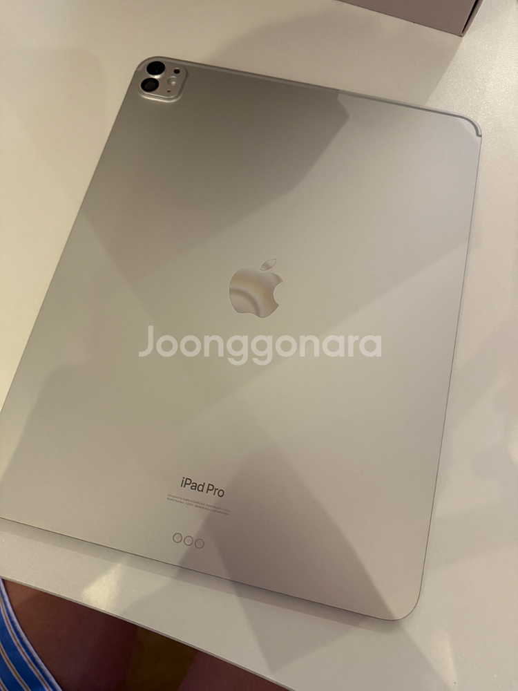 새상품급> 아이패드프로 13 m4 256기가 와이파이--4