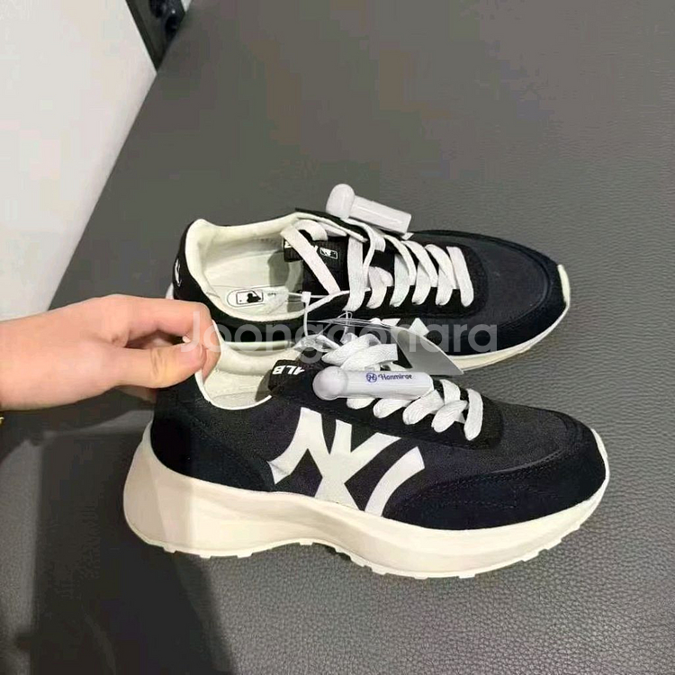 mlb 남녀공용 청키 조거운동화 새성품--0