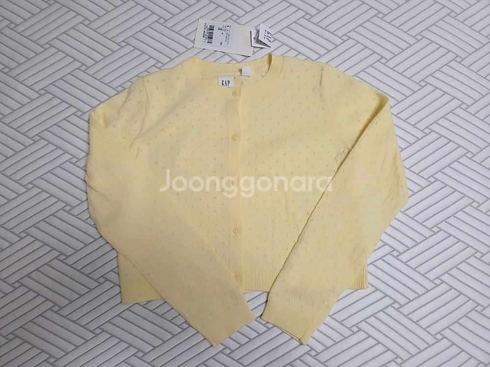 (새상품)갭키즈 여아 펀칭 가디건 M사이즈(8-9세)--1