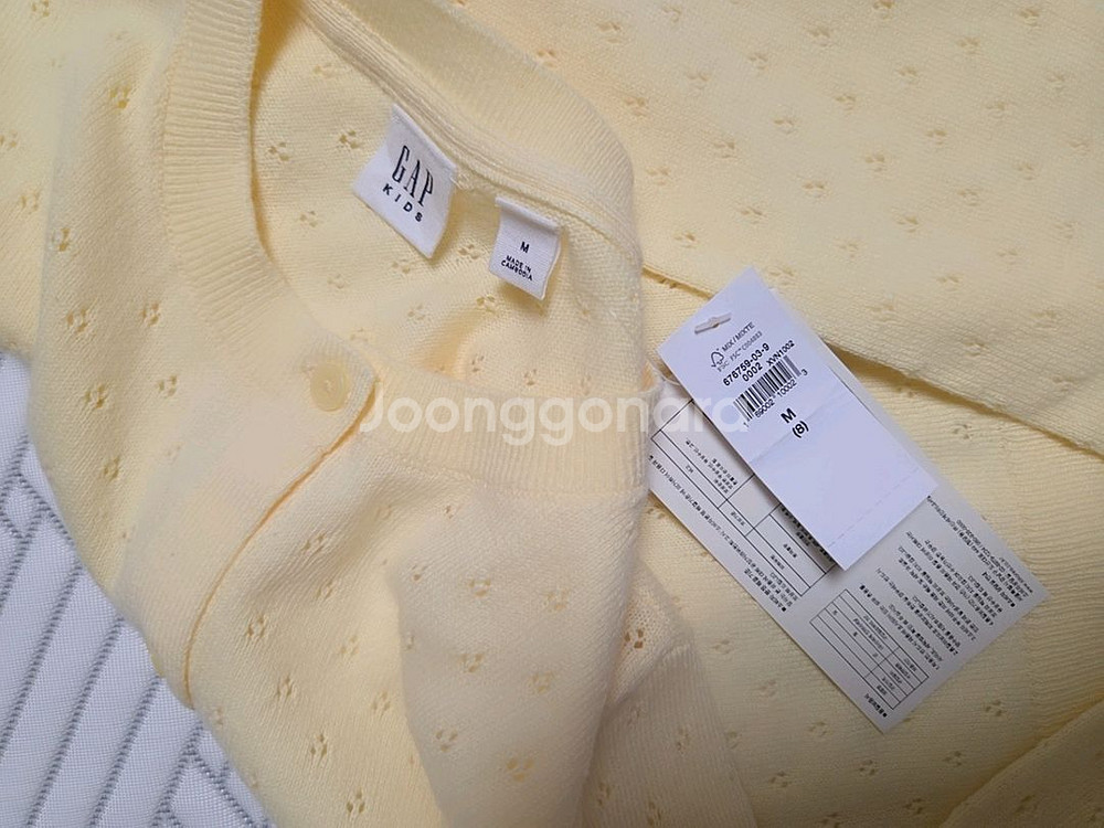 (새상품)갭키즈 여아 펀칭 가디건 M사이즈(8-9세)--3