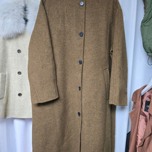 스튜디오 톰보이 울코트