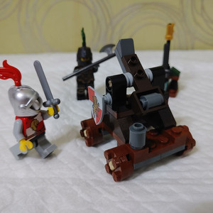 레고 킹덤 7950 기사의 결투