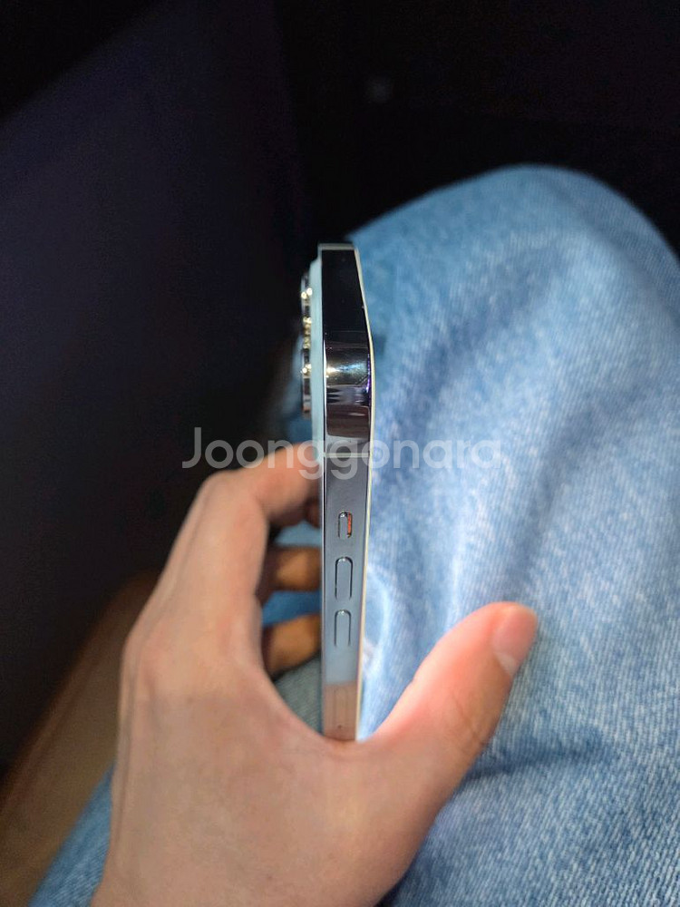 아이폰 14 Pro 256GB 실버 색상 판매합니다.--4