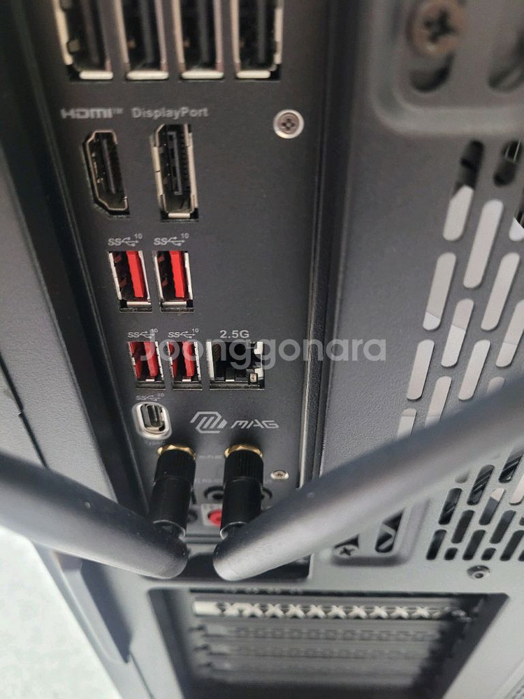 인텔 13700K 32G RTX3060TI 신품급 본체--7