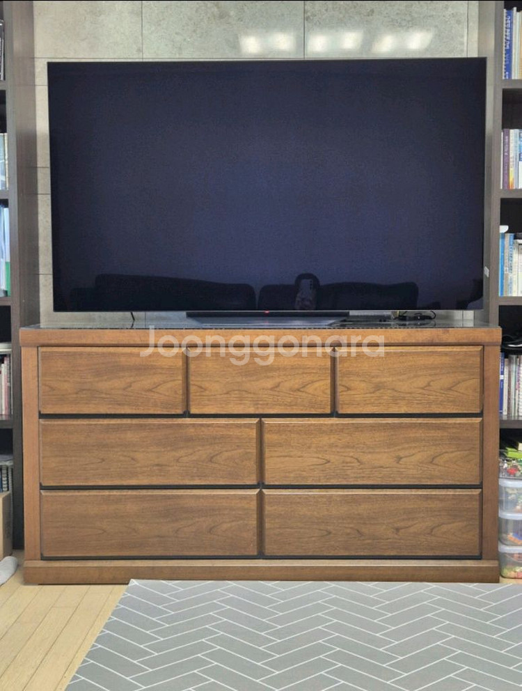 LG OLED 65인치 TV 팝니다 (상태좋음,고급형)--2