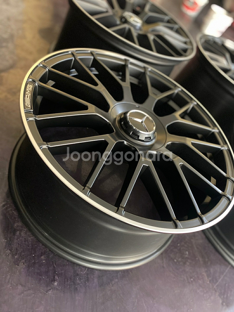 벤츠 E클래스 E63AMG 퍼포먼스 스타일 19인치 휠--2